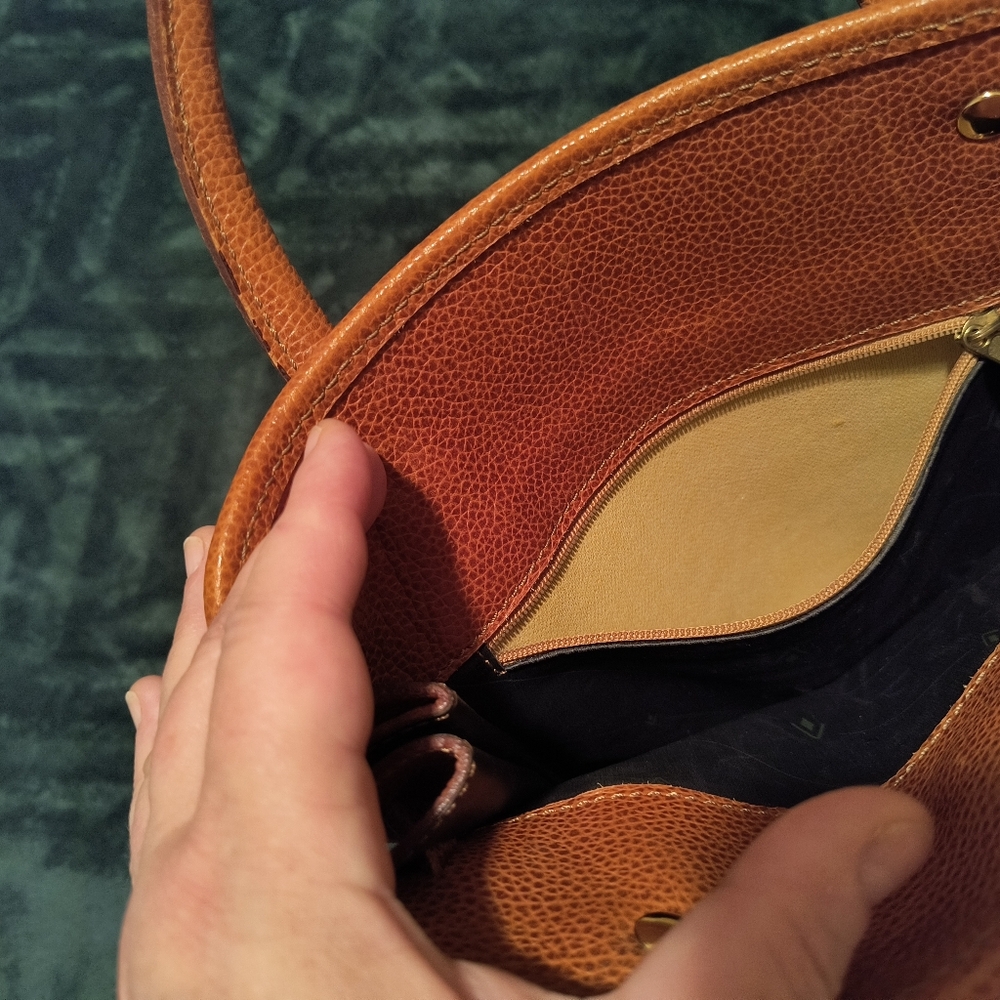 Tan Leather Satchel with Gold-Tone Hardware - Picture 4 of 8